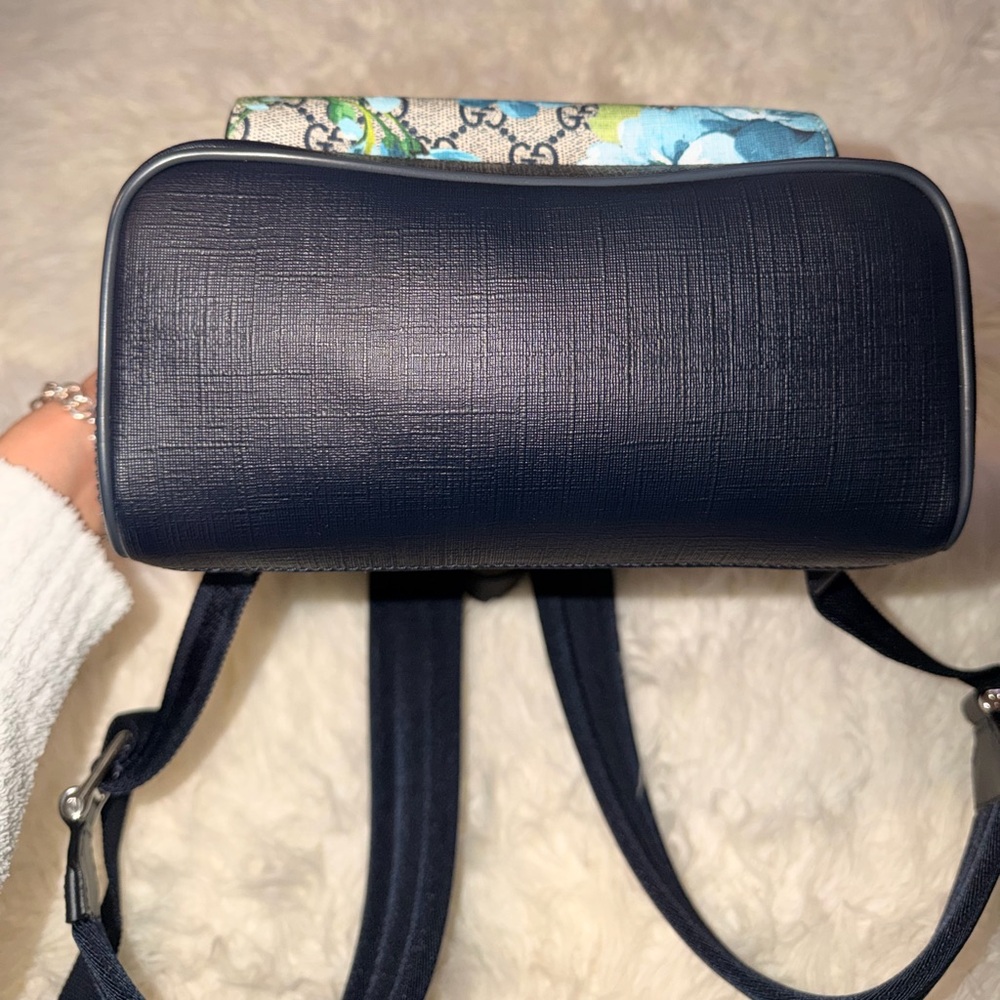 Gucci Floral Backpack - Picture 3 of 10